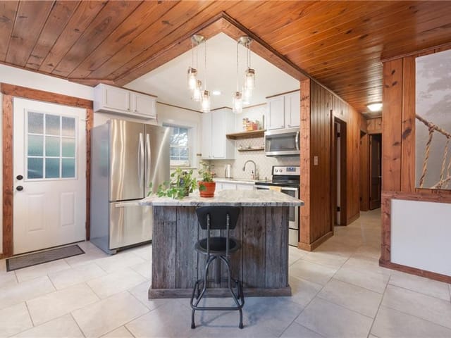 219 Woodcreek DR