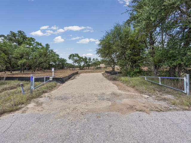 21924 Nameless RD