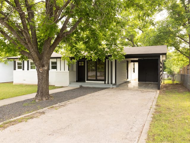 22 Steele ST