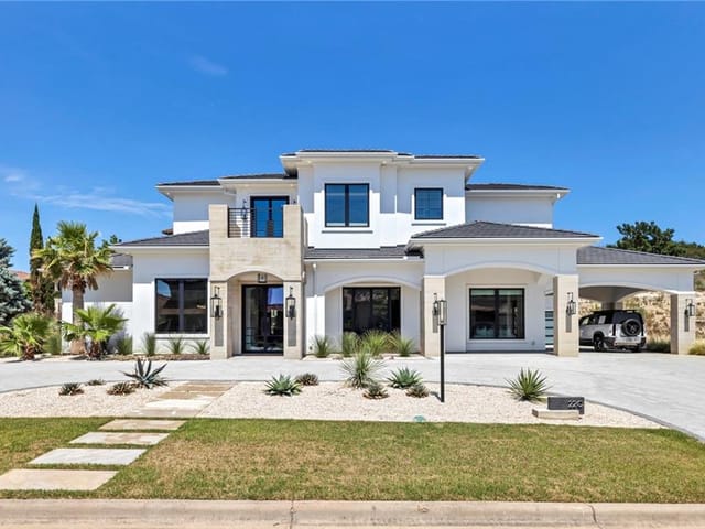 220 Canyon Turn Trl
