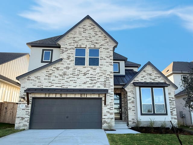 220  Crescent Heights Dr