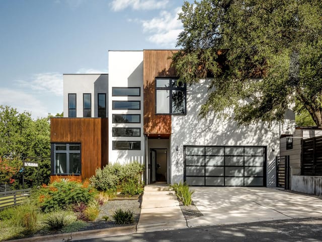 View 2200 De Verne ST 2200 De Verne ST - property photo 1 - Luxury home in Austin, TX