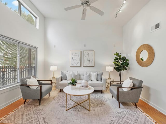 2200 Dickson DR Unit #210