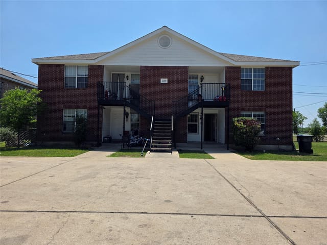 2200 Katy Ln Unit #D
