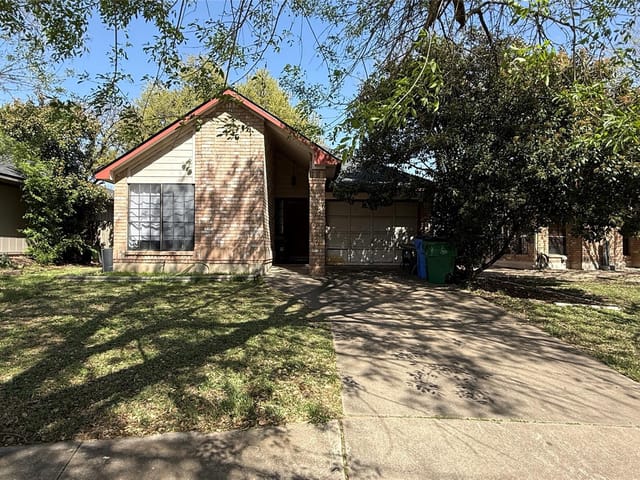 2200 Margalene Way
