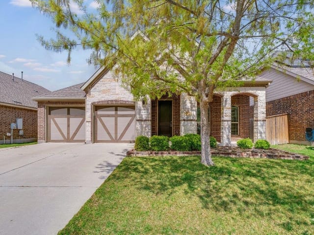 22005 Rhiannon Ln