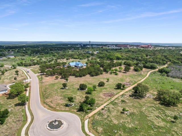 2201 Park View Dr