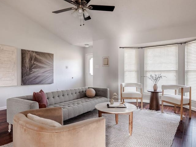 2201 Wells Port Cv