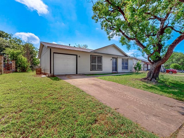 2202 Dove Springs Dr