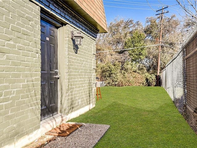 2202 Mission Hill Cir Unit #104