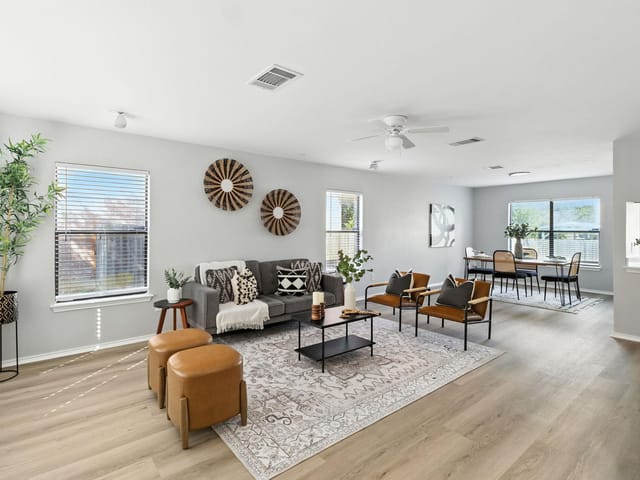 2202  Pena Blanca Dr