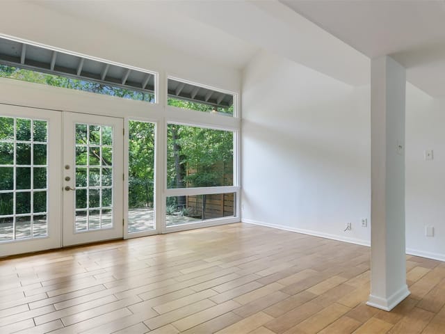 2202 W 9th ST Unit #A