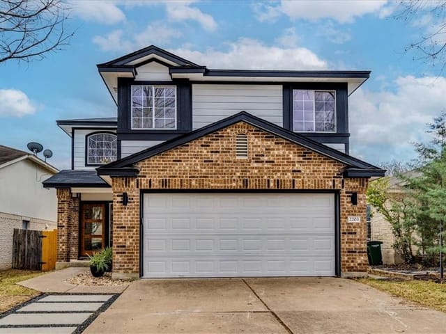 2203 Billy Mills Ln