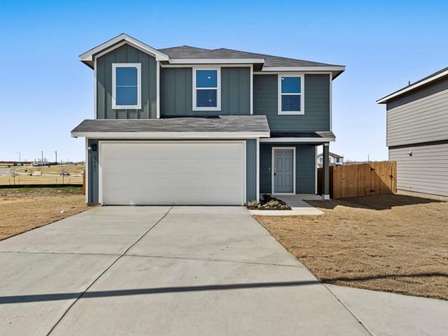 2203 LIONHEART Dr