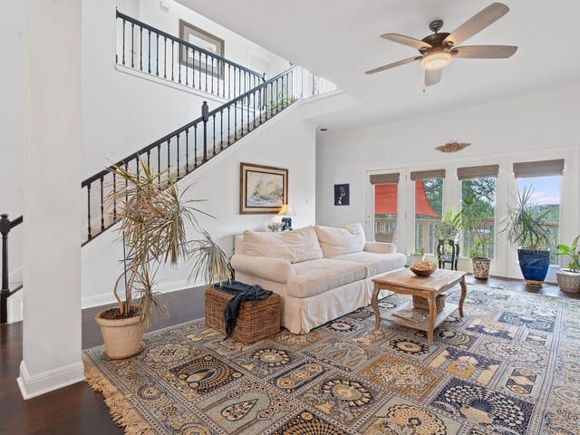 2203 Onion Creek Pkwy Unit #11