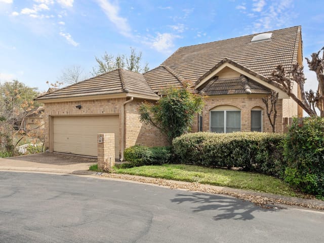 2203 Onion Creek Pkwy Unit #14