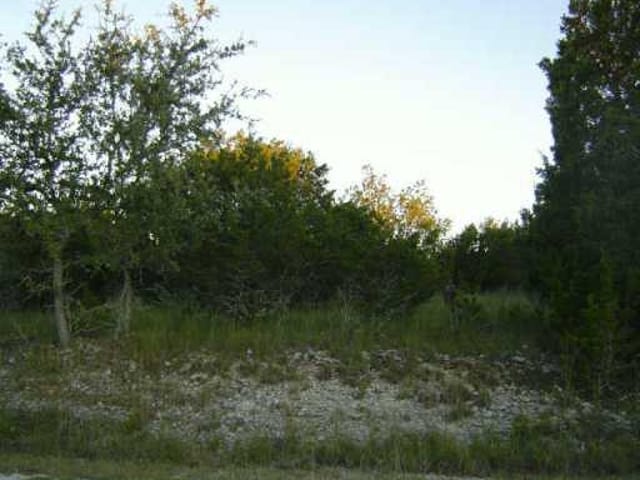 2203 Thurber LN