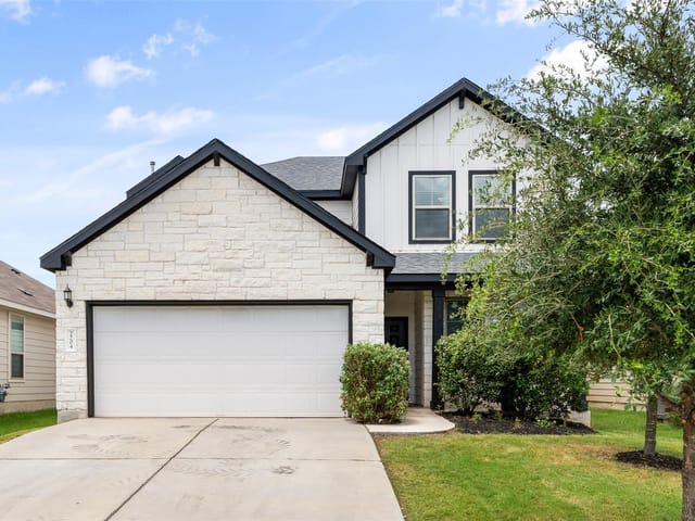 2204 Cliffbrake WAY