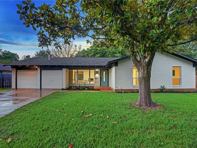 2204 Laramie Trl