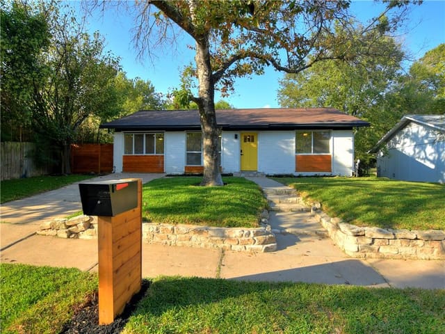 2204 Palmera Cv