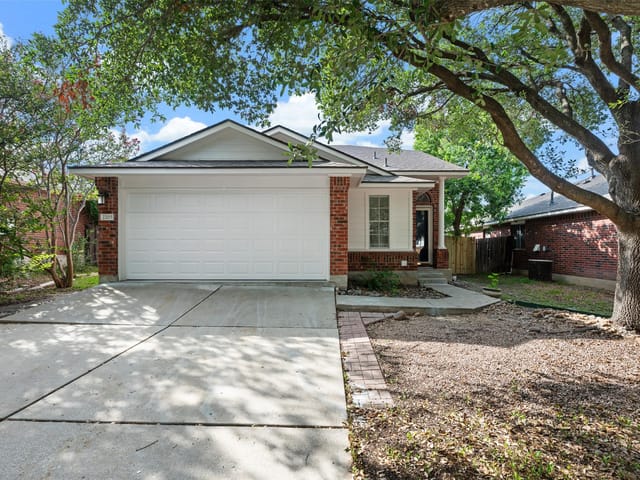 2205 Ada LN
