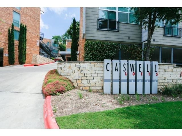 2205 N Lamar Blvd Unit #221