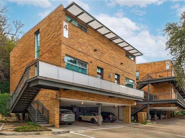 2205 N Lamar Blvd Unit #412