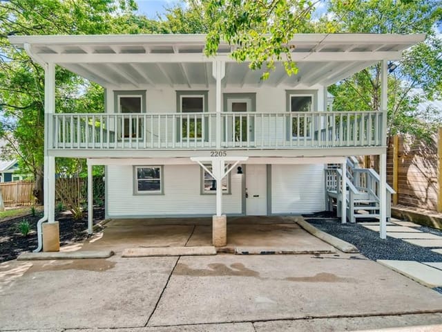 2205 Rebel Rd