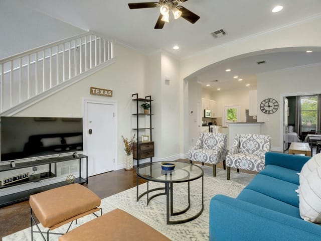 2206 E 14th ST Unit #2