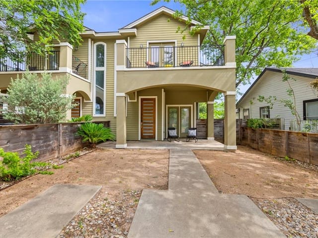 2206 E 14th St Unit #2