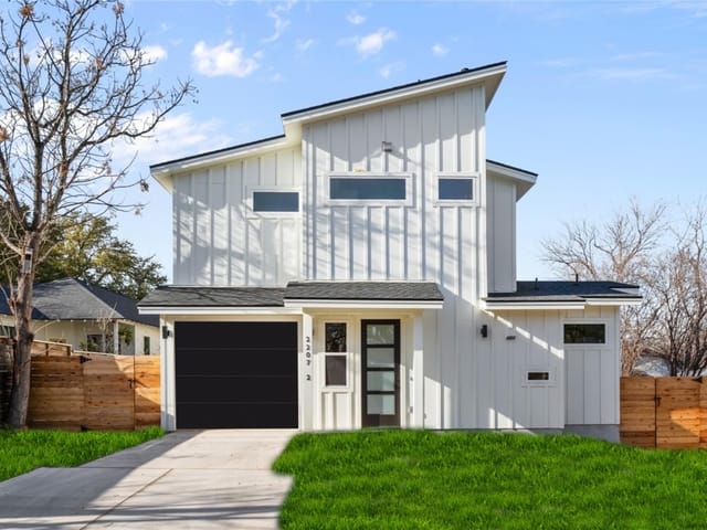 2207 E 13th St Unit #2