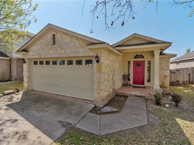 2207 Jesse Owens Dr