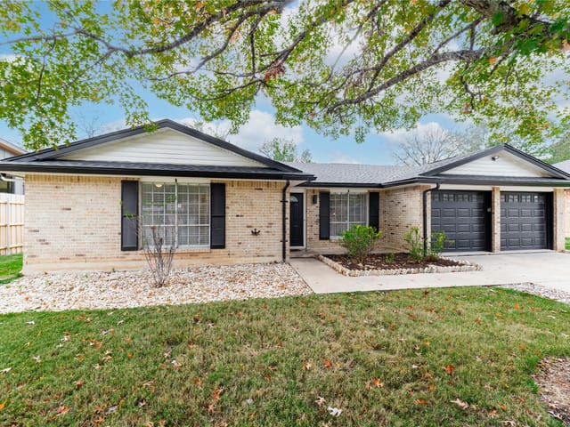 2207 Southern Oaks DR