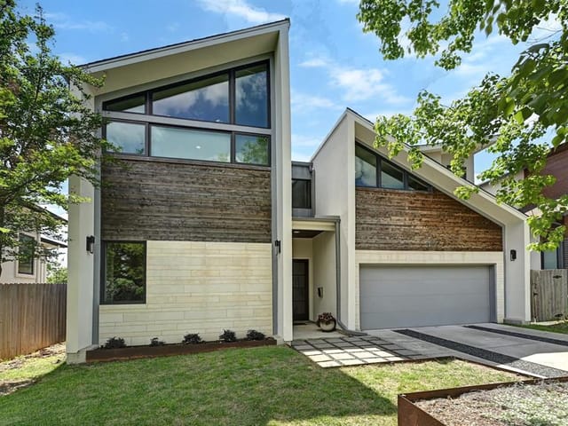 2207 Townes Ln