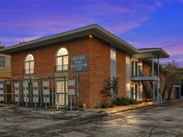 2208 Enfield RD Unit #10300