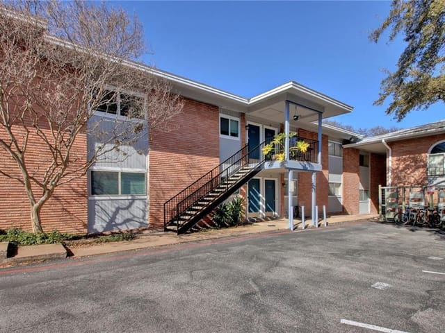 2208 Enfield RD Unit #107