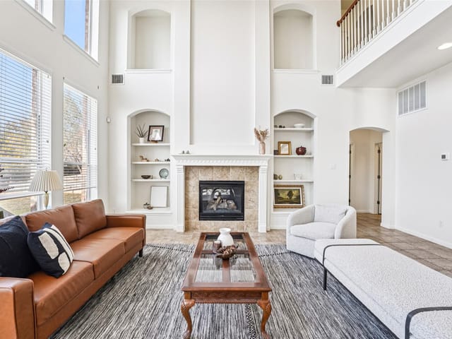 2209 Buffalo Gap