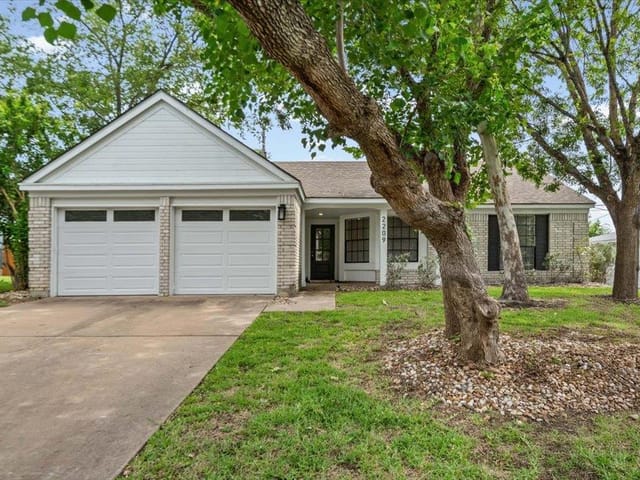 2209 Cedar Branch DR