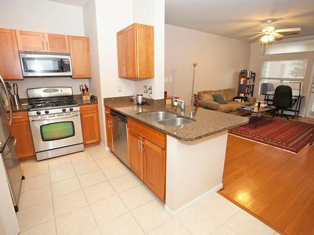 2209 Hancock Dr Unit #29