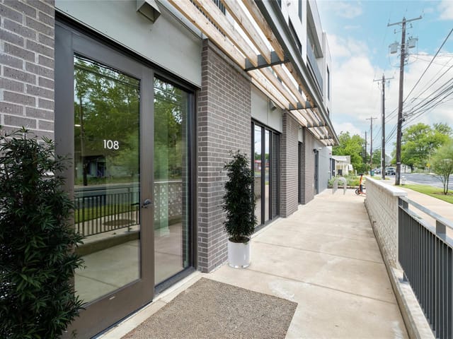 2209 S 1st St Unit #108