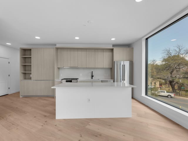 2209 S 1st ST Unit #205