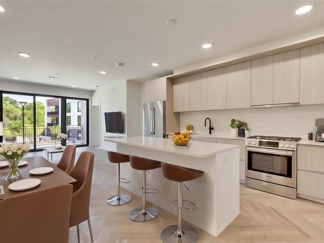 2209 S 1st ST Unit #235
