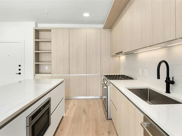 2209 S 1st ST Unit #332
