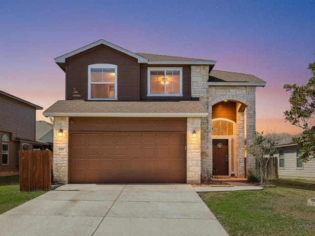 221 Brazoria Trl