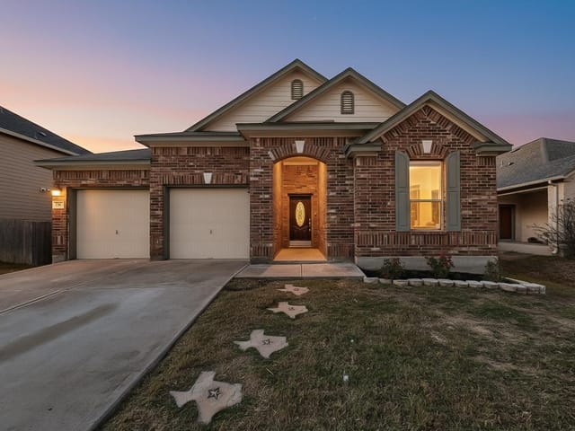 221  Sunnyside Dr