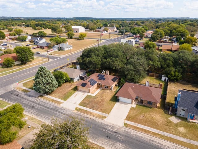 2210 Barry Dr