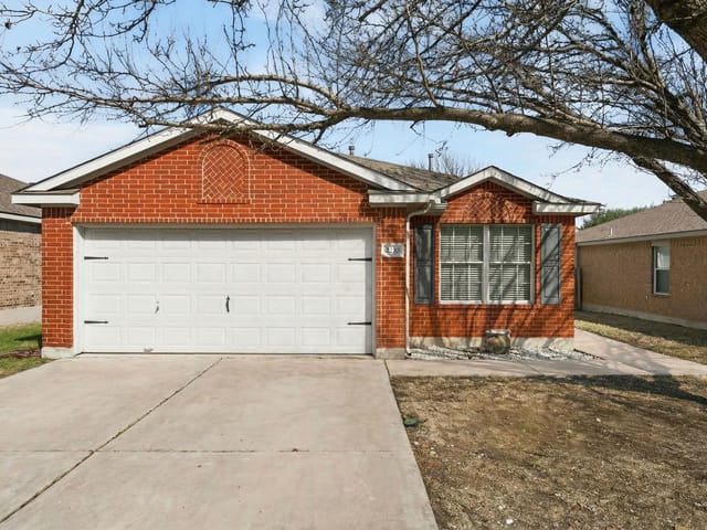 2210 John Tee Dr