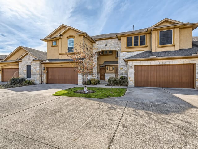 2210 Onion Creek PKWY Unit #402