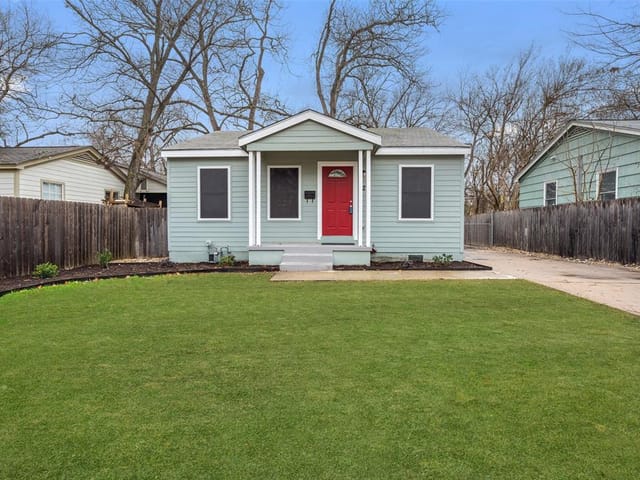 2210 Rountree Dr