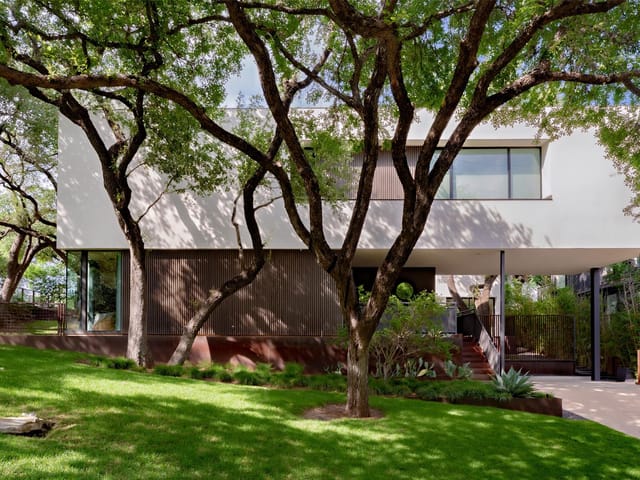 2210 Westlake DR Unit #A